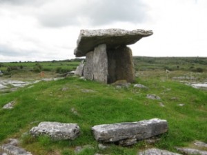 Poulnabrone tomb. Image by Sarah Hearne