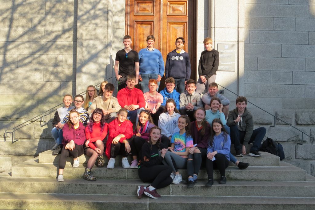 The Zoology TY Week group on the steps of TCD's Zoology Building